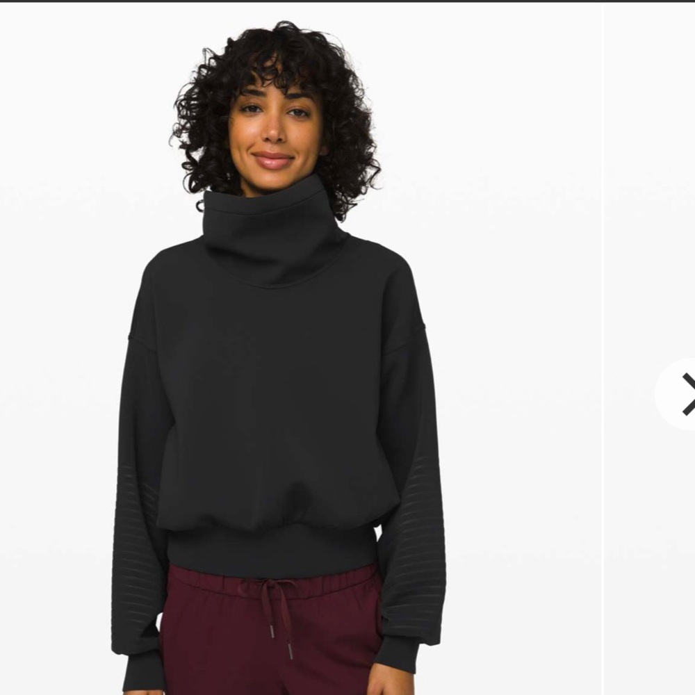Lululemon Full Florish Pullover